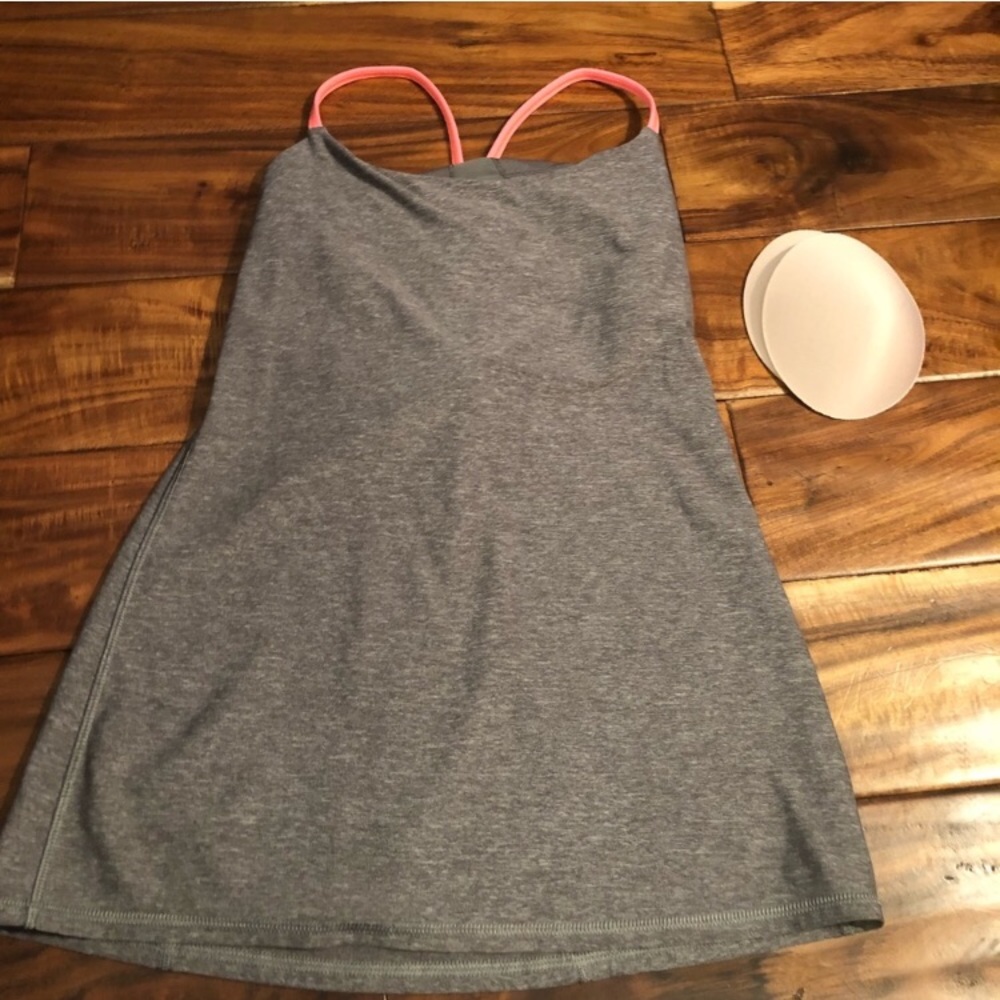 Lululemon workout top